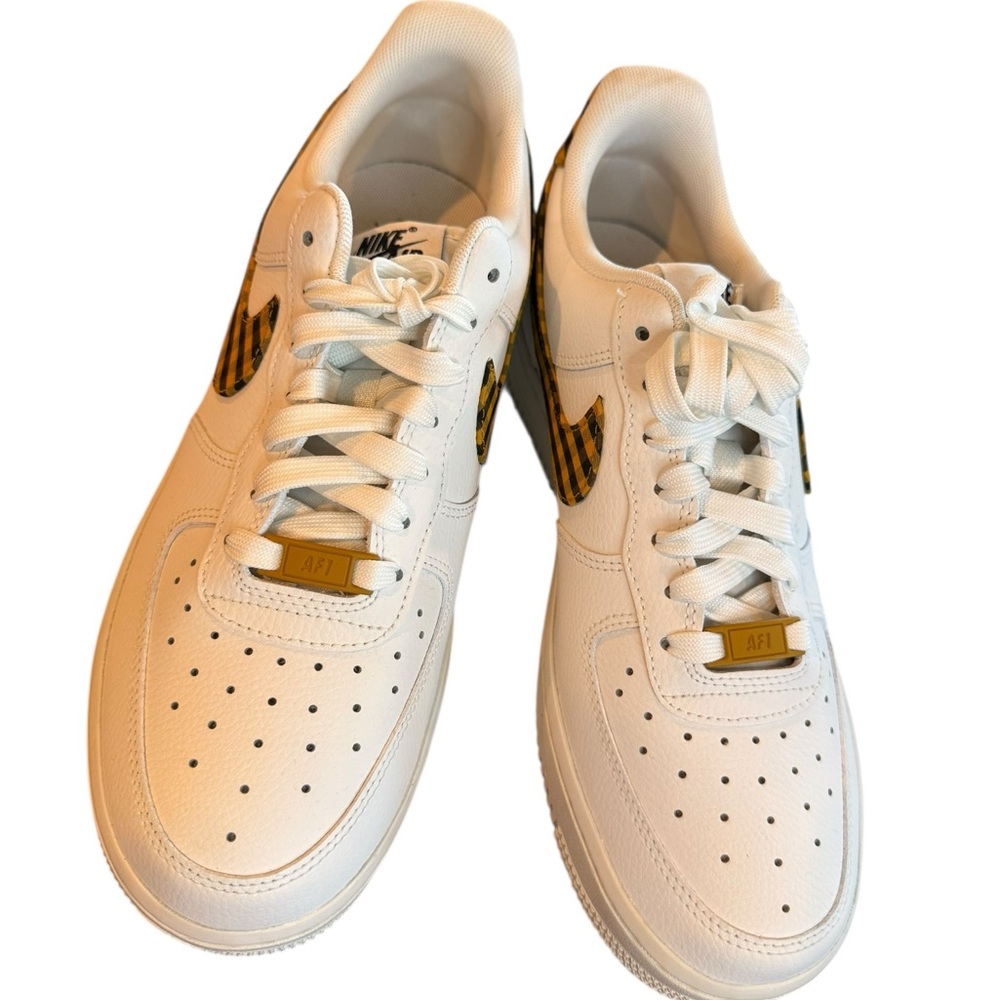 Nike Sneakers White Air Force One White Yellow Plaid Athletic Shoes 8.5 NWOT - Picture 6 of 7